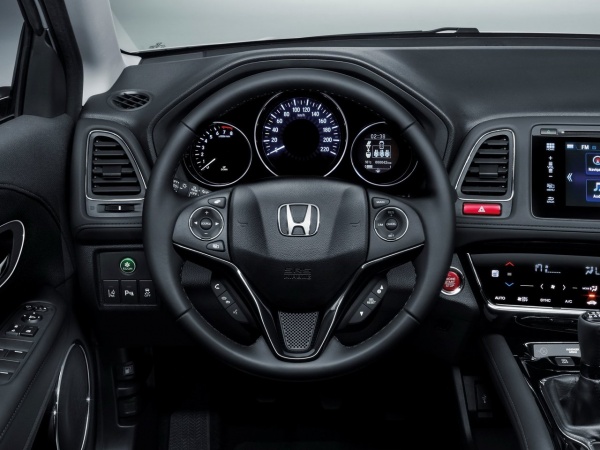 Honda HR-V фото