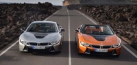 Известны рублевые цены на новые BMW i8 Roadster и BMW i8 Coupe